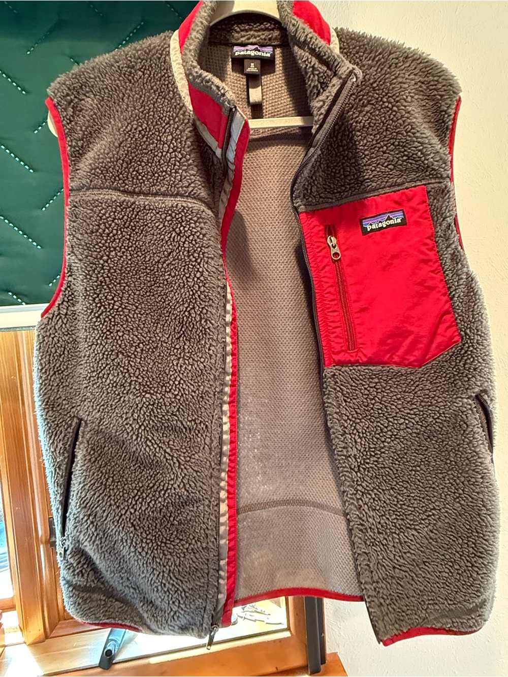Patagonia men’s vest